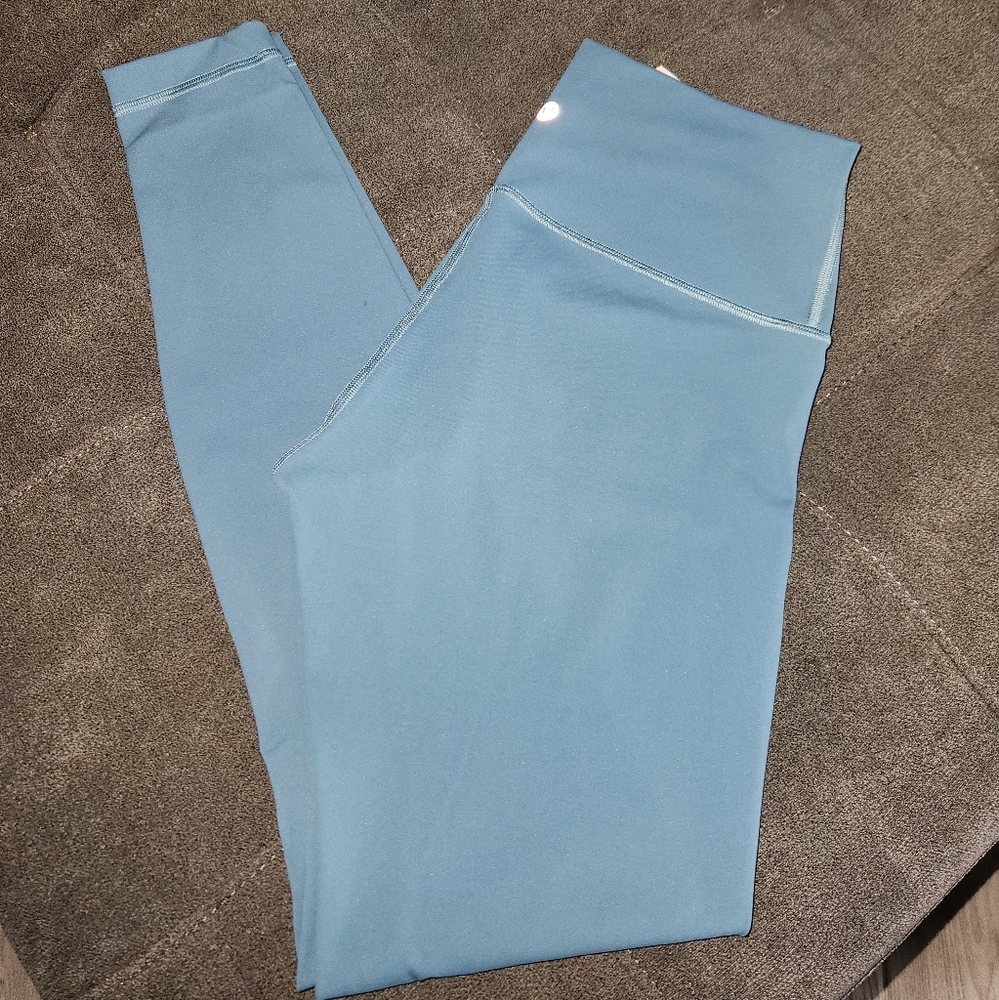 Lululemon wunder under tight